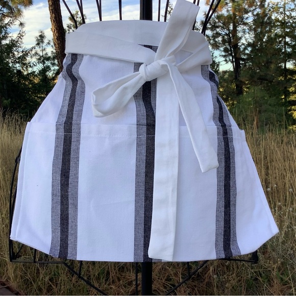 New POCKET White black stripe apron Teacher Vendor Waiter Workshop Kitchen Apron - Picture 8 of 8